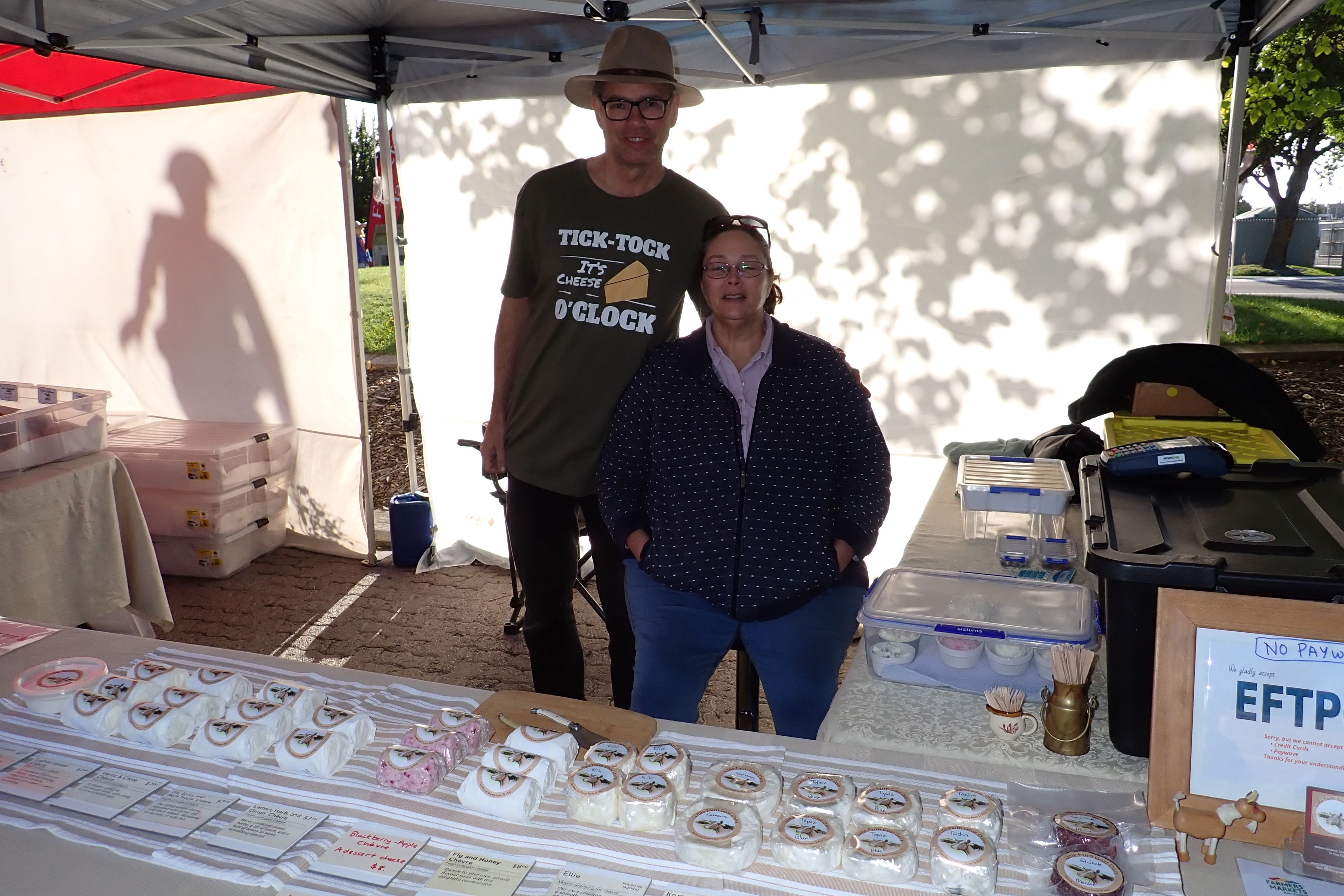 Photo of Andrea and Mike in their market stall