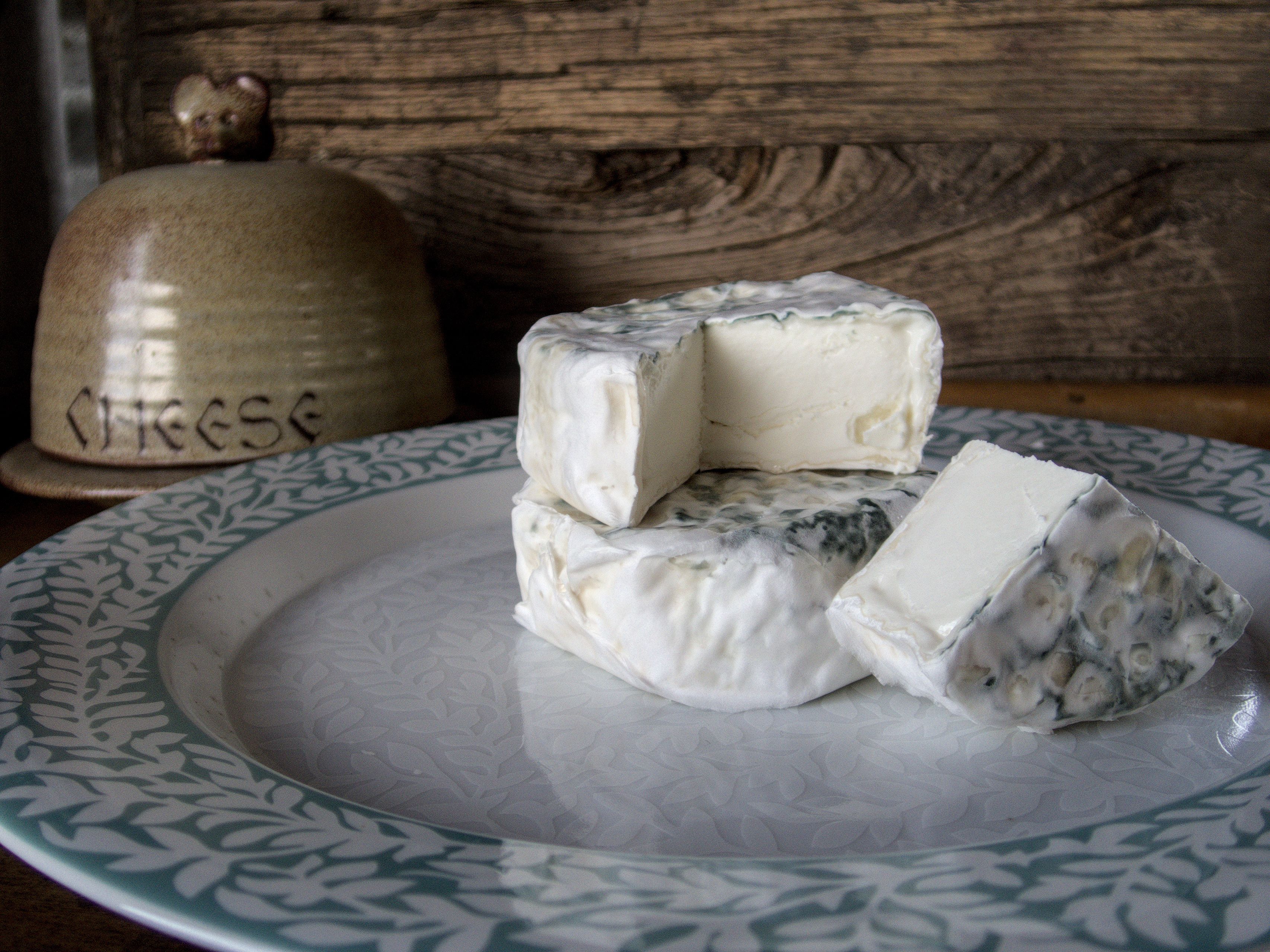 Photo of a Topaz cheese